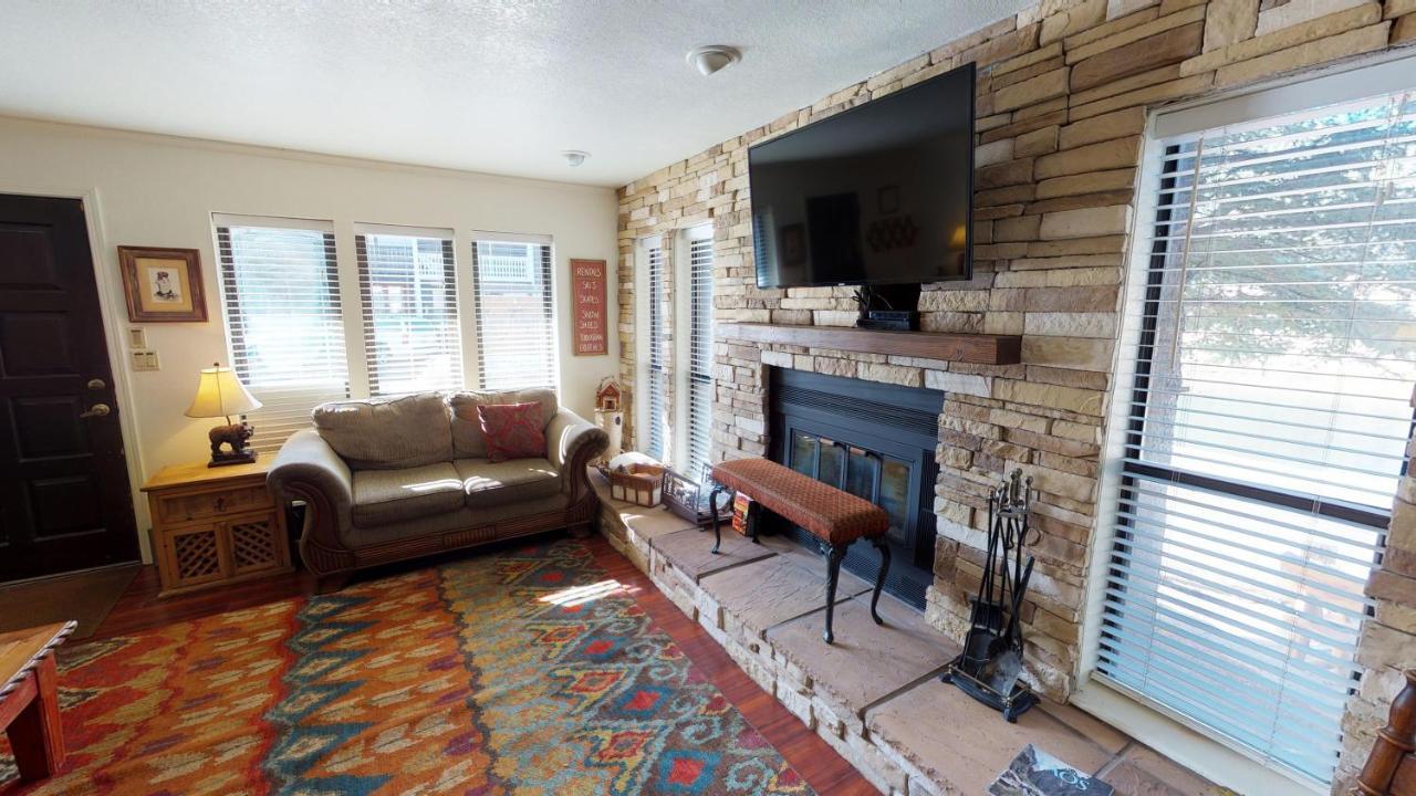 Appartamento Claim Jumper 8 Townhouse With High Speed Wifi Red River Esterno foto