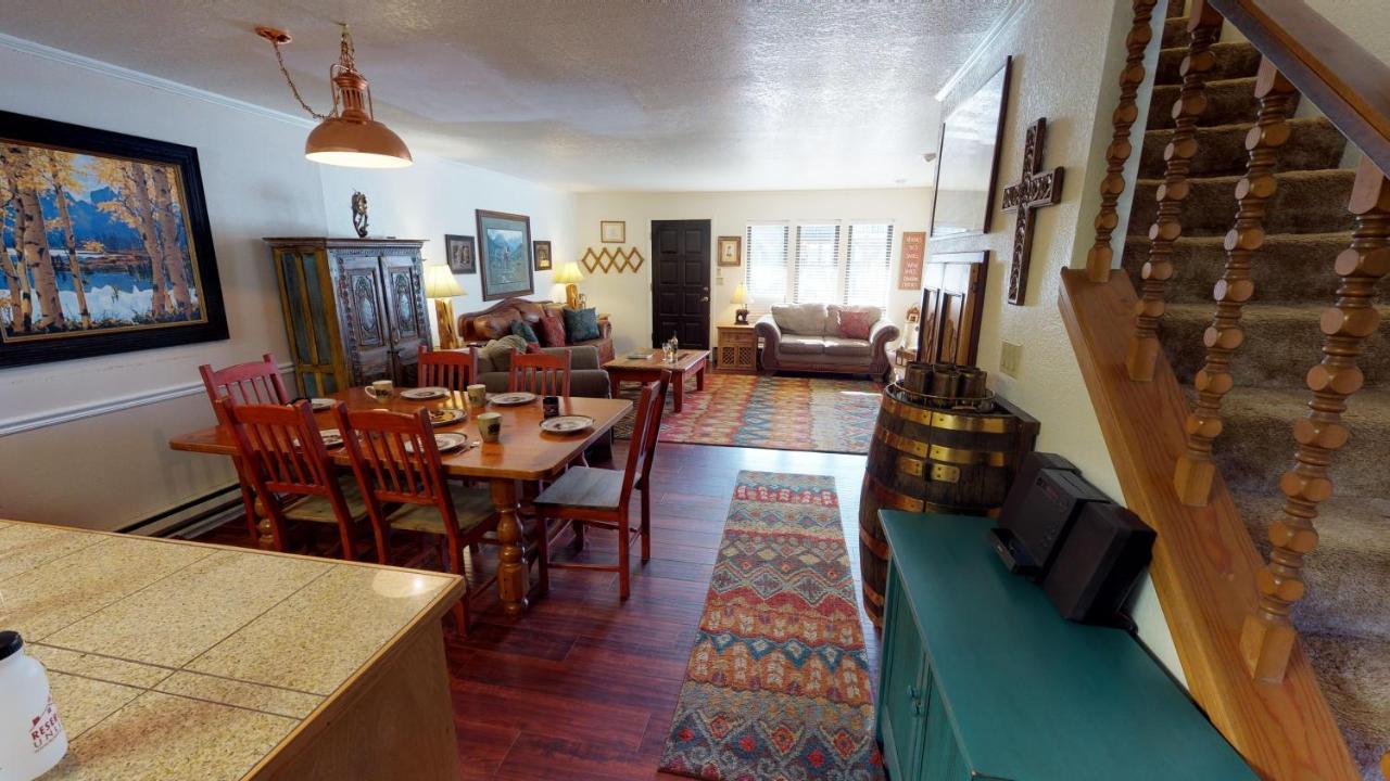 Appartamento Claim Jumper 8 Townhouse With High Speed Wifi Red River Esterno foto