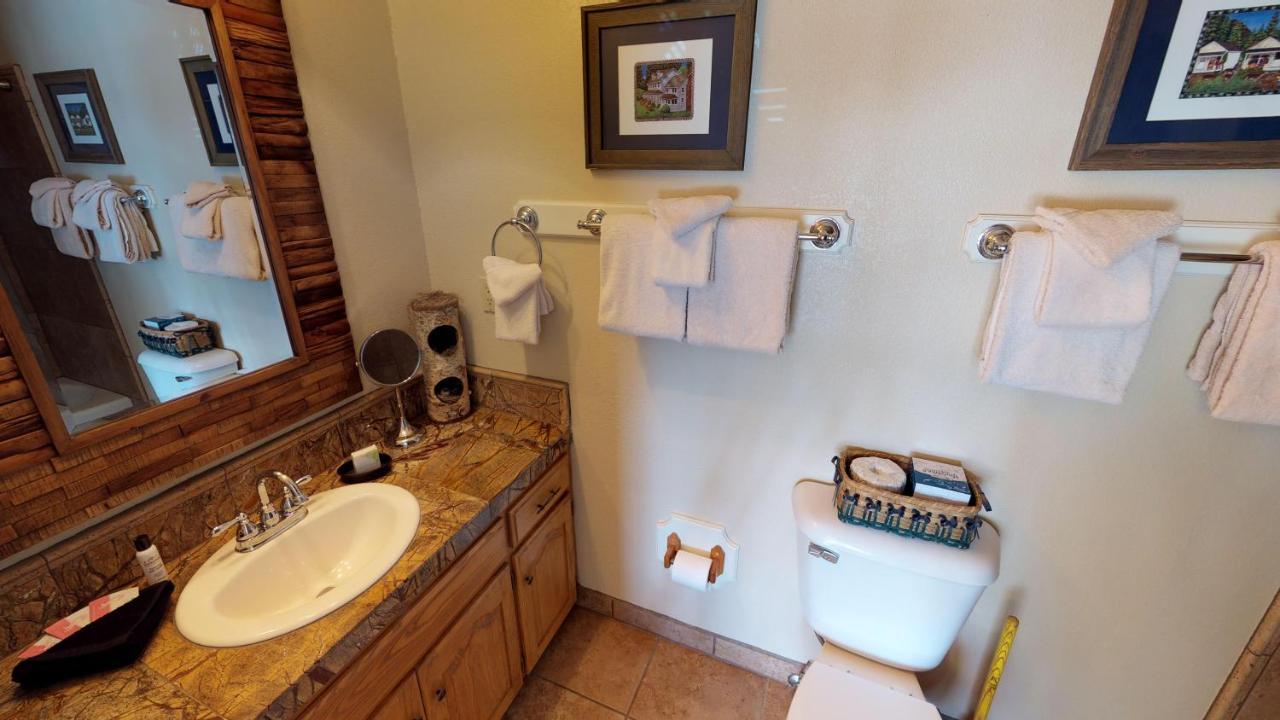 Appartamento Claim Jumper 8 Townhouse With High Speed Wifi Red River Esterno foto
